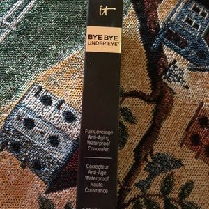 Bye bye full coverage ant aging concealer